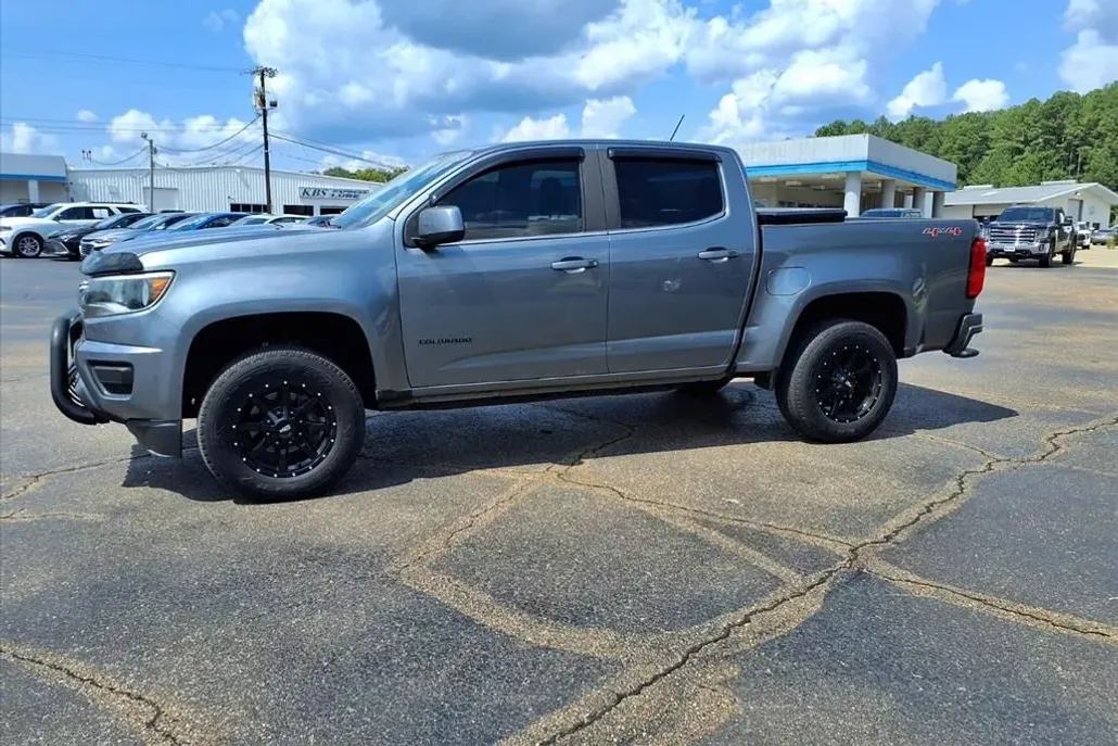 2018 Chevrolet Colorado LT photo 1