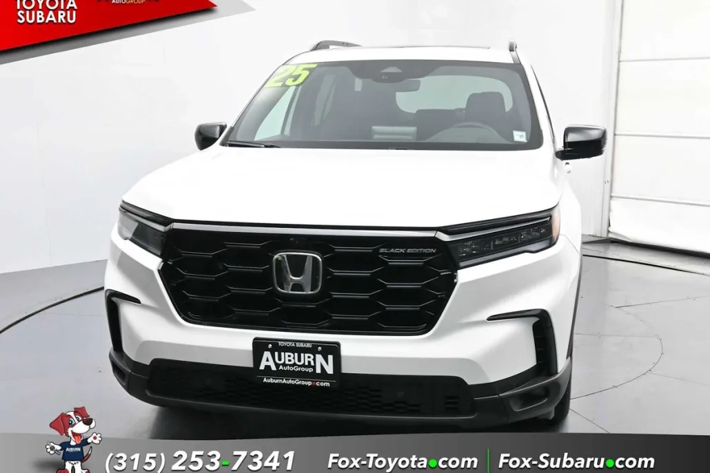 2025 Honda Pilot Black Edition photo 1