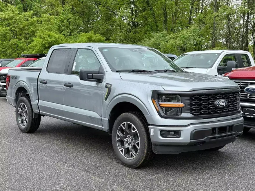 2025 Ford F-150 STX photo 1