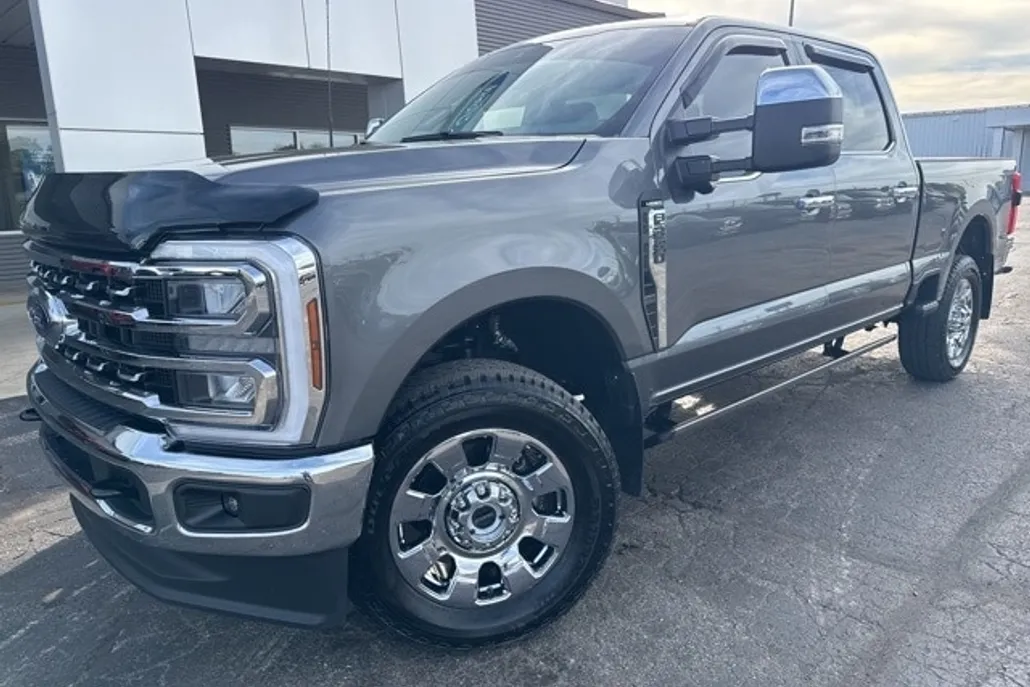 2025 Ford F-350 XL photo 1