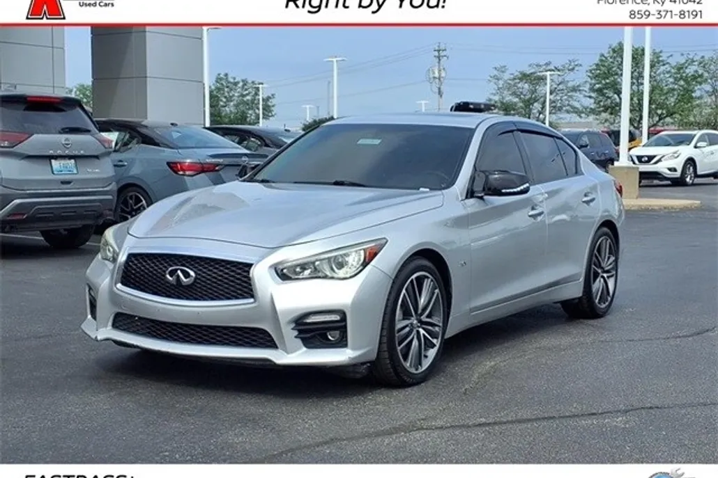 2016 Infiniti Q50 3.0t Sport photo 1