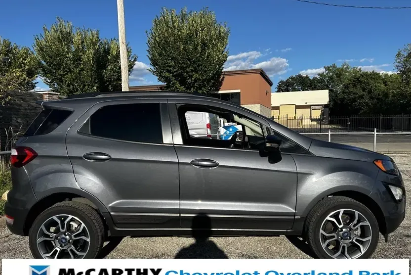 2020 Ford EcoSport SES photo 1