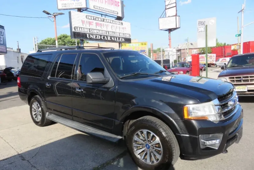 2015 Ford Expedition EL XLT photo 1
