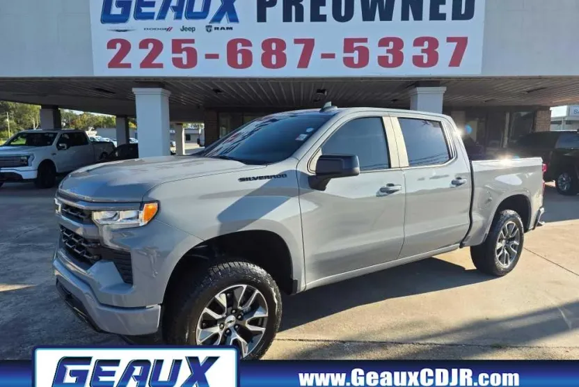 2024 Chevrolet Silverado 1500 RST photo 1