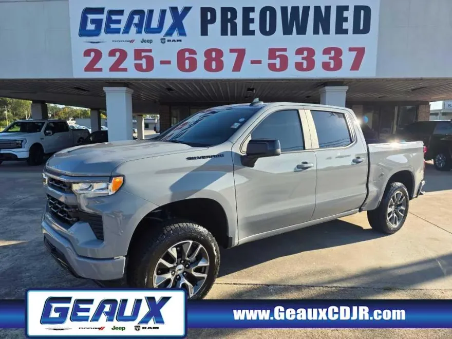 2024 Chevrolet Silverado 1500 RST photo 1