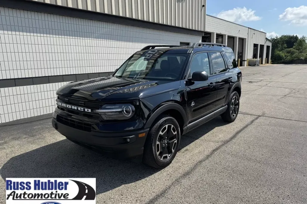2024 Ford Bronco Sport Outer Banks photo 1