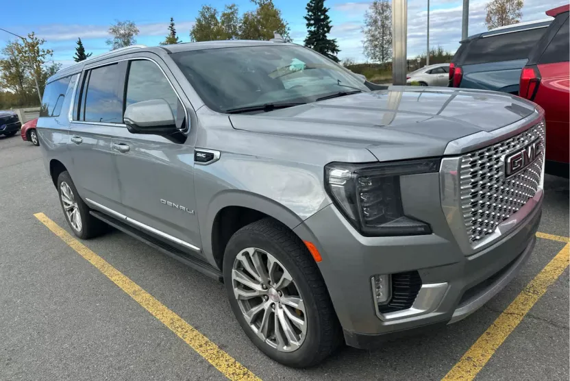 2023 Gmc Yukon XL Denali photo 1