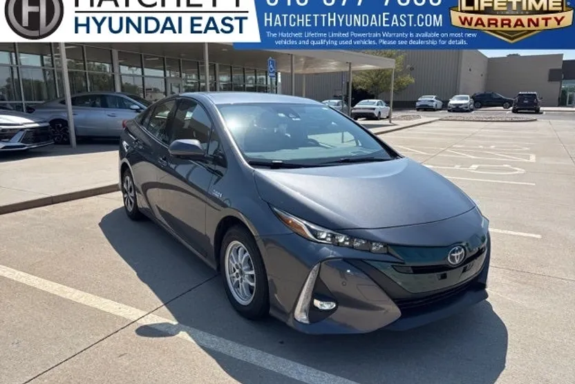 2019 Toyota Prius Prime Advanced photo 1