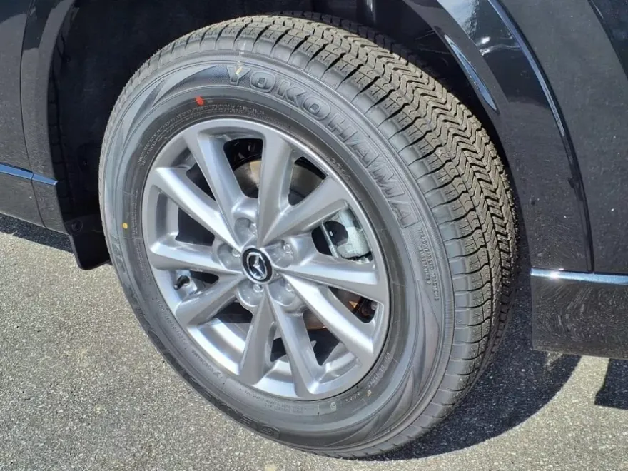 2025 Mazda CX-5 2.5 S Preferred photo 1