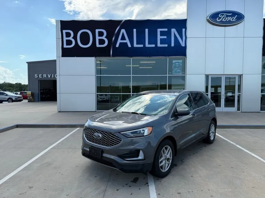 2024 Ford Edge SEL photo 1
