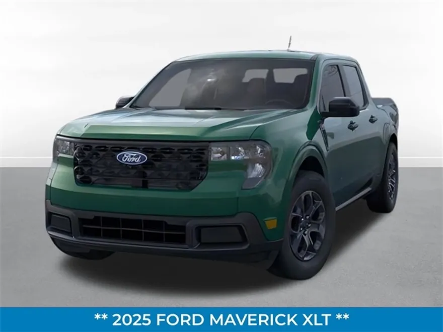 2025 Ford Maverick XLT photo 1
