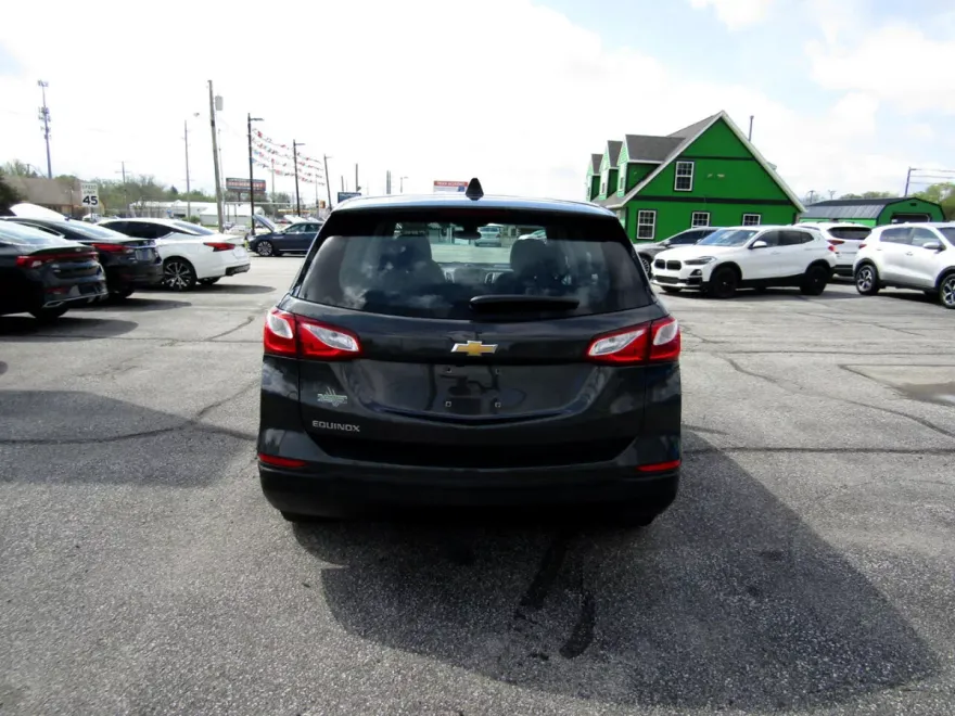 2020 Chevrolet Equinox LS photo 6