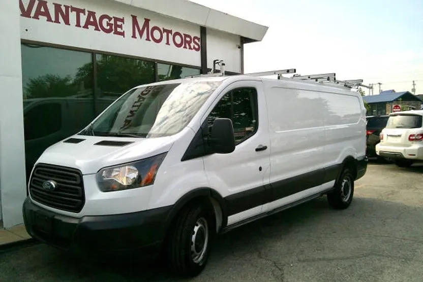 2017 Ford Transit Cargo photo 1