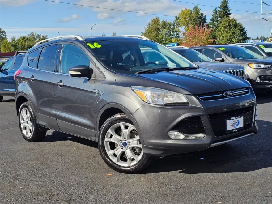 2016 Ford Escape Titanium photo 1
