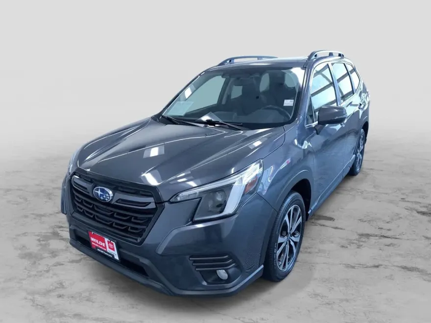 2022 Subaru Forester Limited photo 1