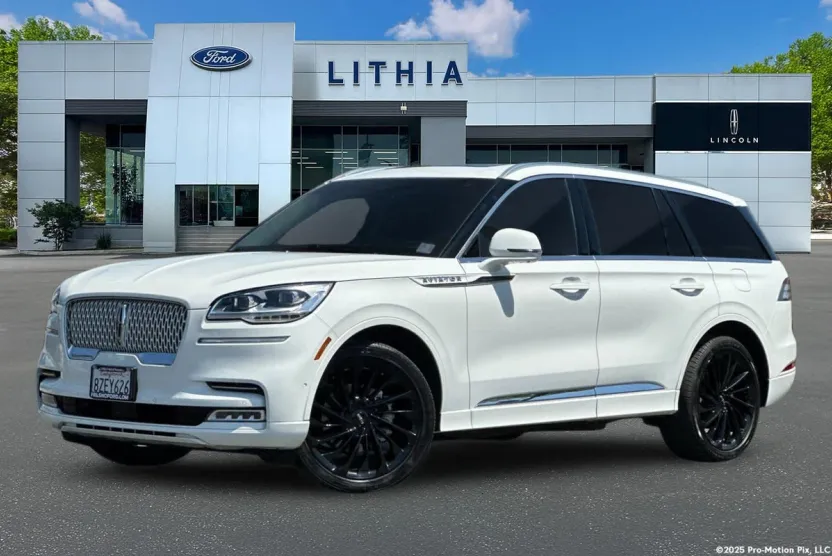 2022 Lincoln Aviator Reserve photo 1