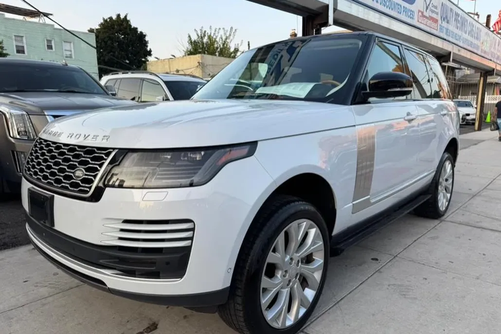 2019 Land Rover Range Rover SuperCharged photo 1