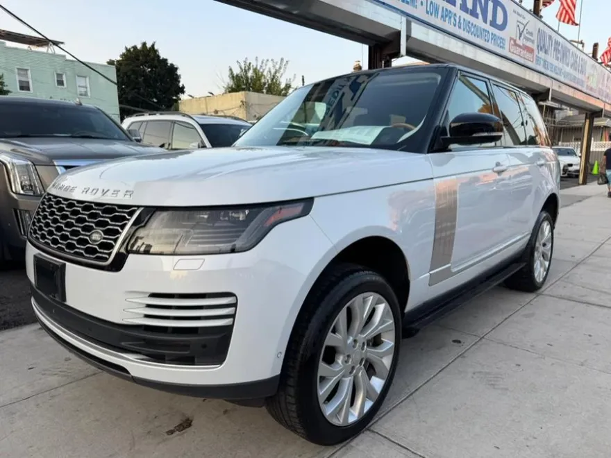 2019 Land Rover Range Rover SuperCharged photo 1