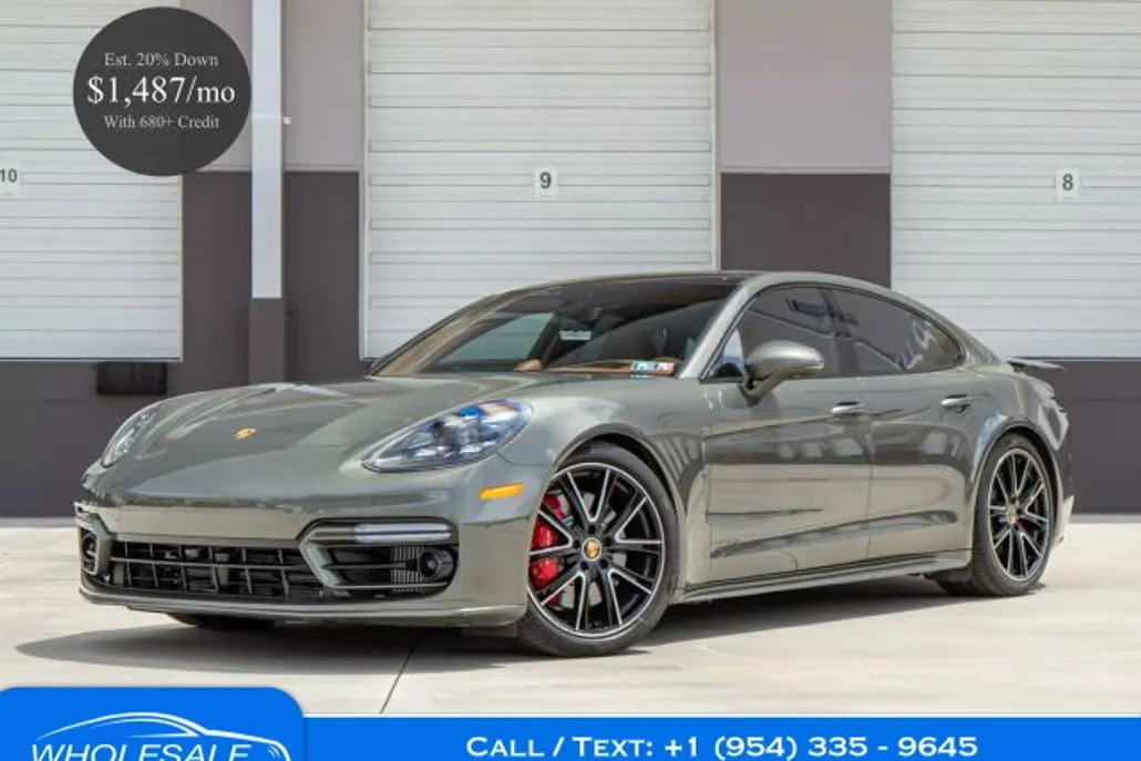 2023 Porsche Panamera GTS photo 1