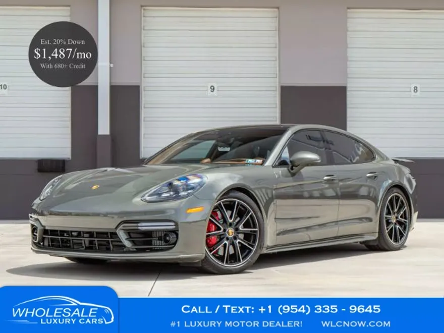2023 Porsche Panamera GTS photo 1