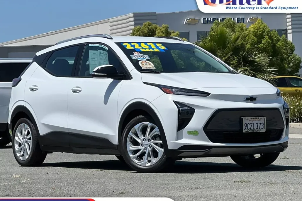 2022 Chevrolet Bolt EUV photo 1