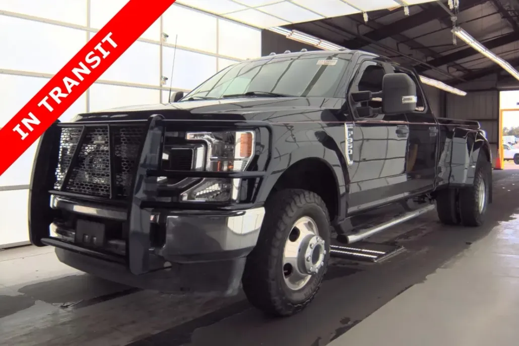 2022 Ford F-350 XL photo 1