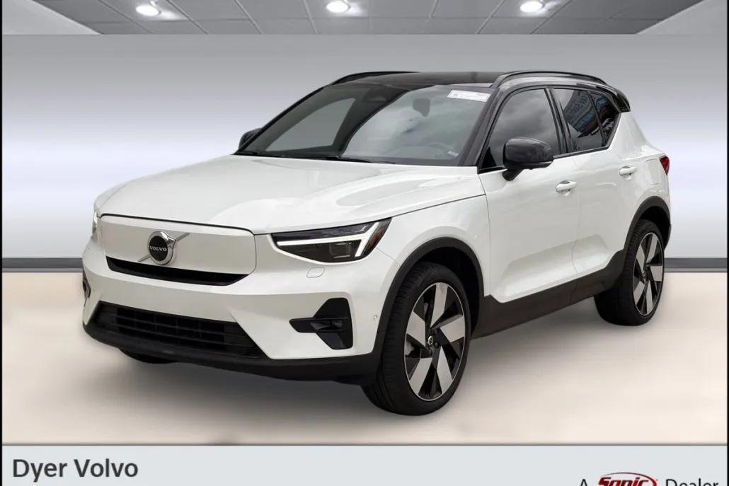 2023 Volvo XC40 Recharge Ultimate photo 1