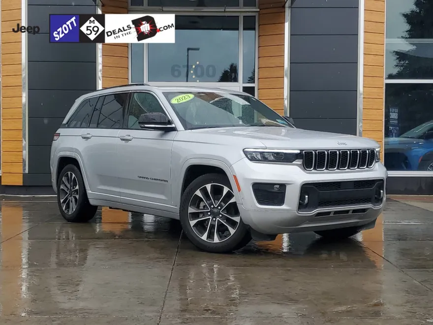 2023 Jeep Grand Cherokee Overland photo 1