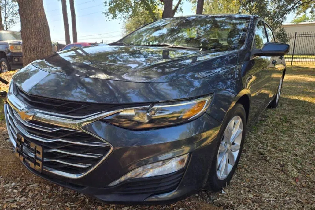 2020 Chevrolet Malibu 1LT photo 1