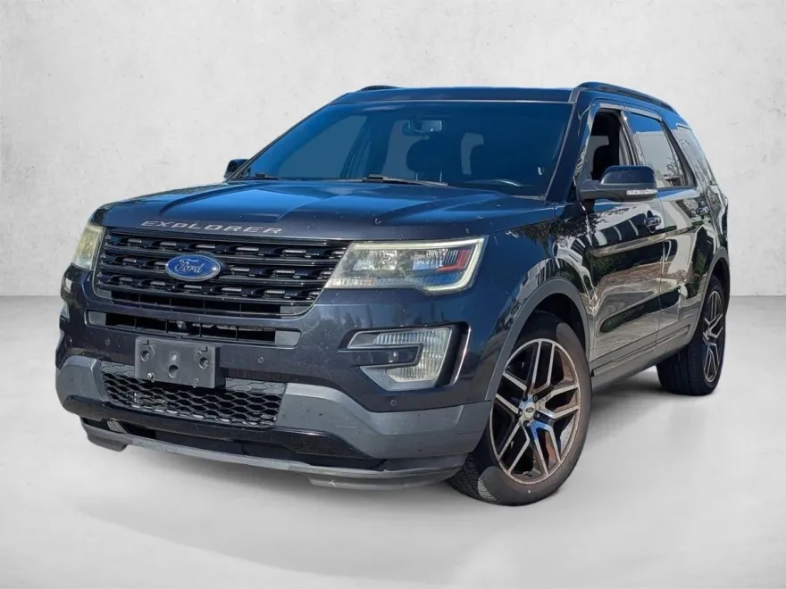 2017 Ford Explorer Sport photo 1