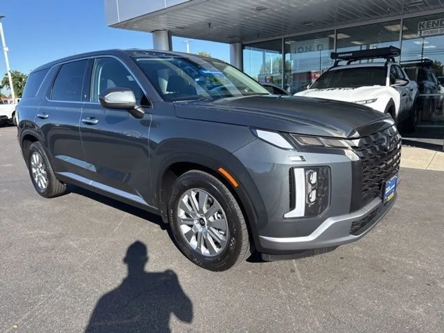 2023 Hyundai Palisade SE photo 1