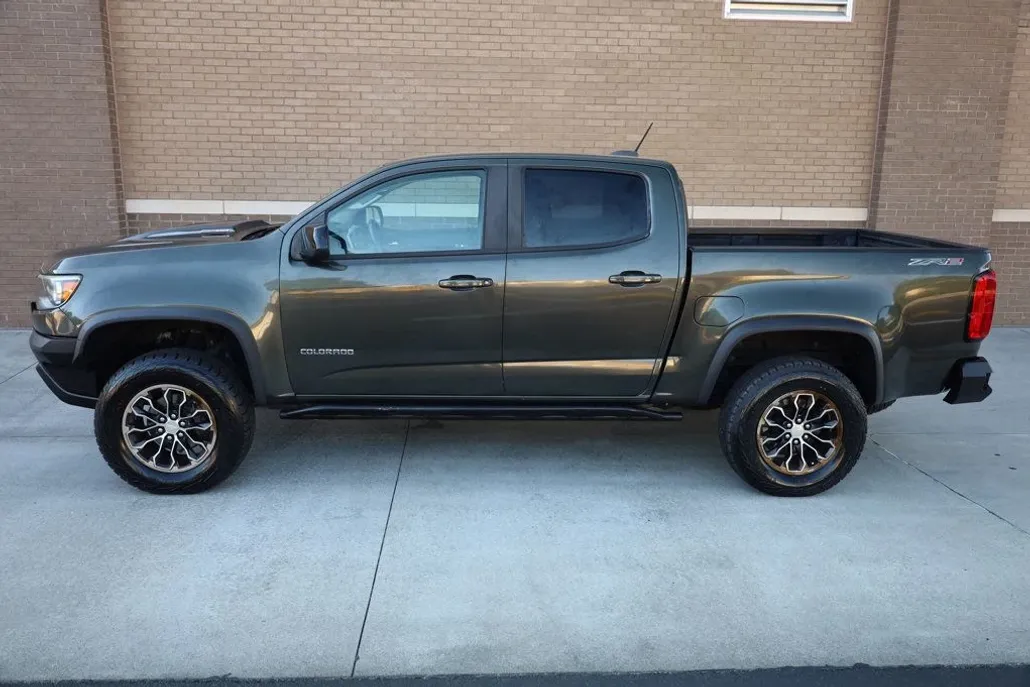 2017 Chevrolet Colorado ZR2 photo 1
