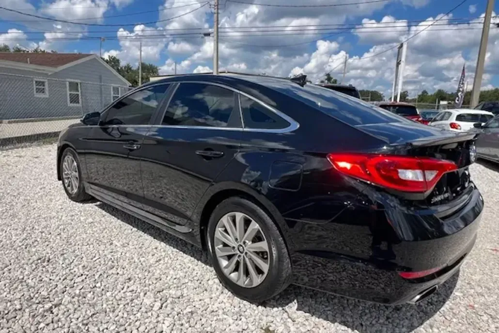 2015 Hyundai Sonata Limited Sport photo 1