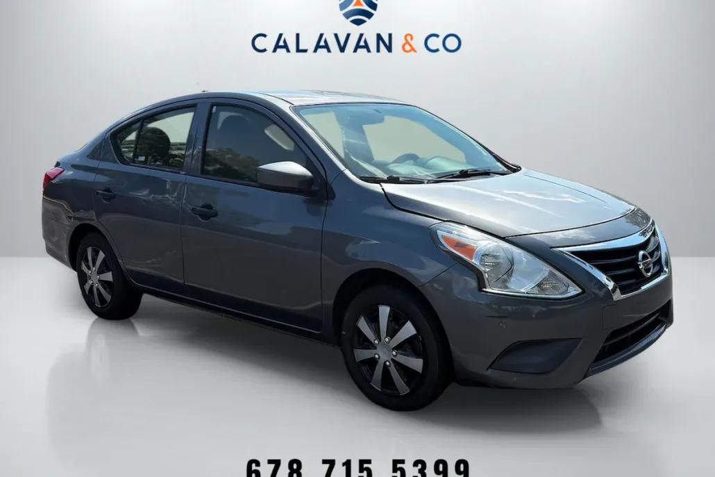 2019 Nissan Versa 1.6 S photo 1