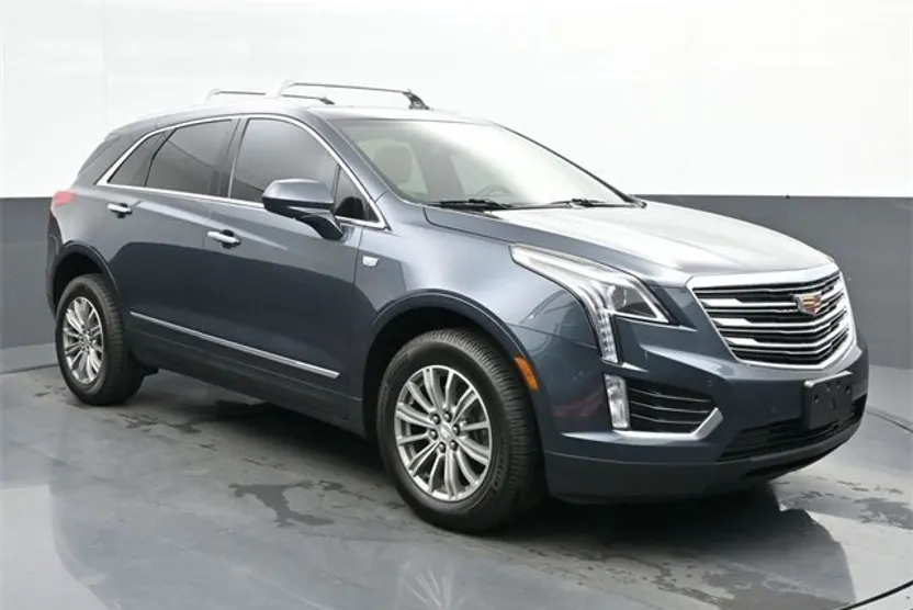 2019 Cadillac XT5 Luxury photo 1