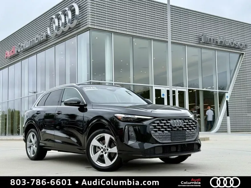 2025 Audi Q5 2.0T Premium Plus photo 1