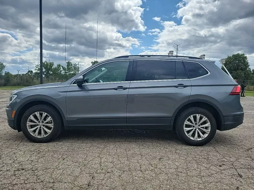 2019 Volkswagen Tiguan SE photo 1