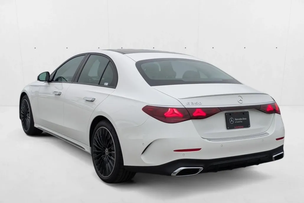 2026 Mercedes Benz E 350 Sedan photo 1
