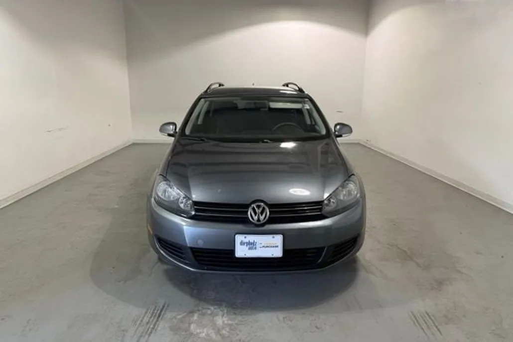 2014 Volkswagen Jetta SportWagen TDI photo 1