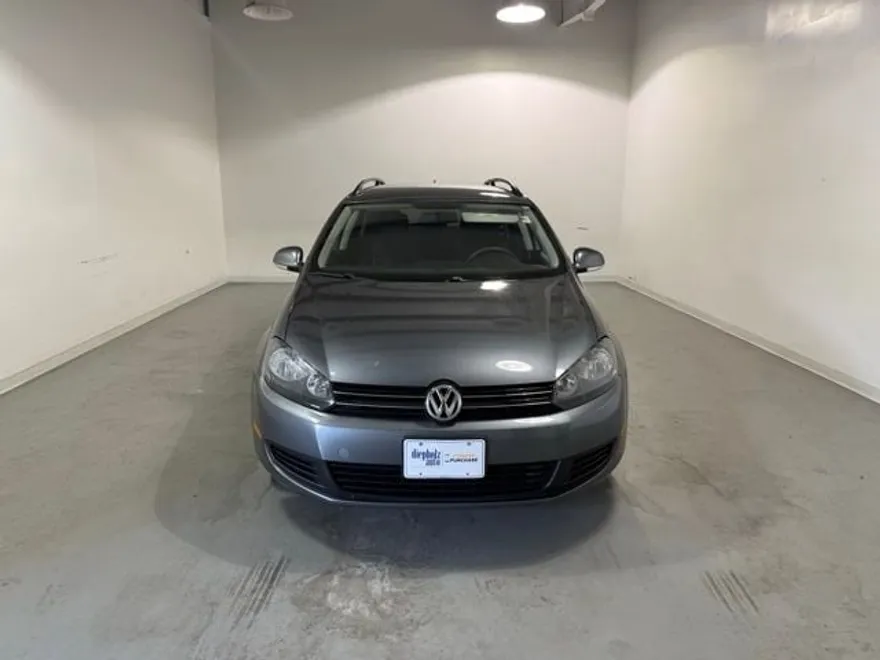 2014 Volkswagen Jetta SportWagen TDI photo 1