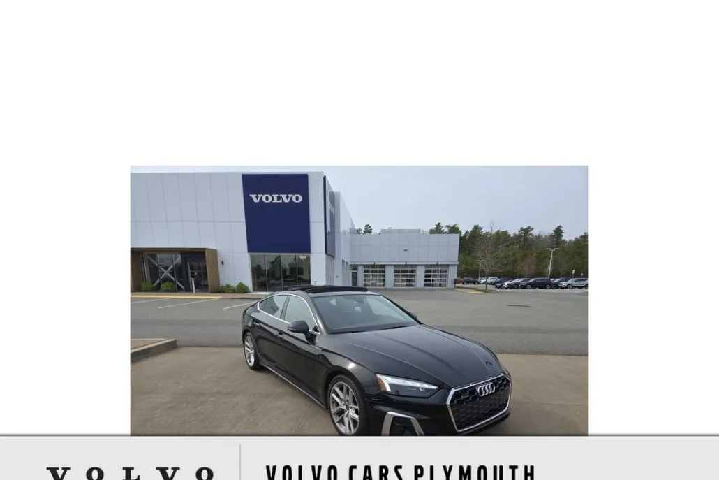 2024 Audi A5 45 S line Premium Plus photo 1