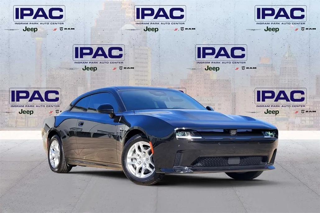 2025 Dodge Charger R/T photo 1