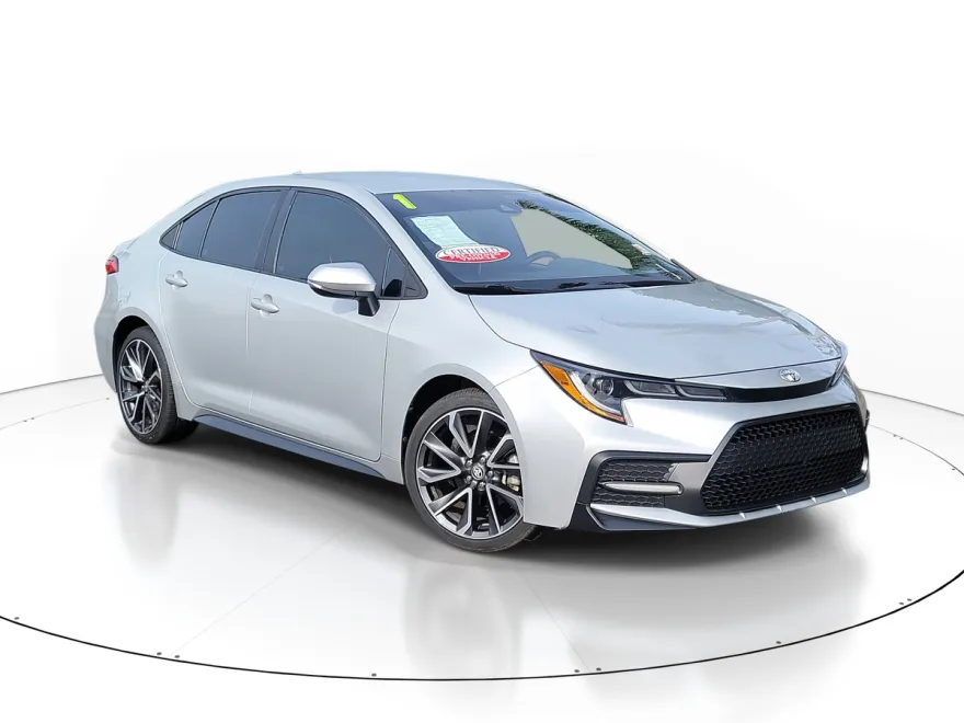 2021 Toyota Corolla SE photo 1