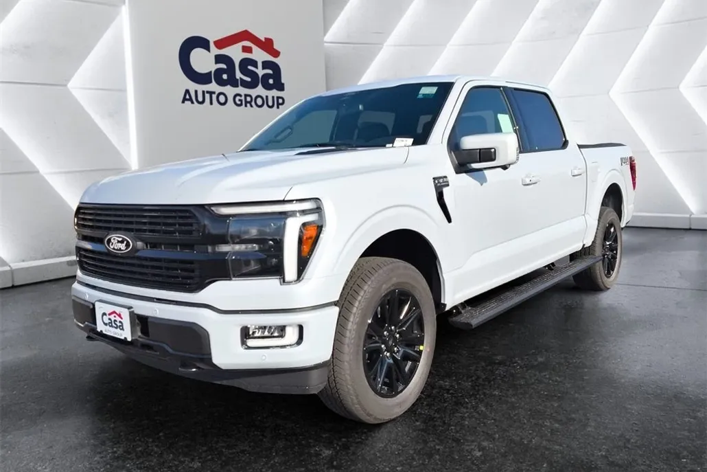 2025 Ford F-150 Platinum photo 1