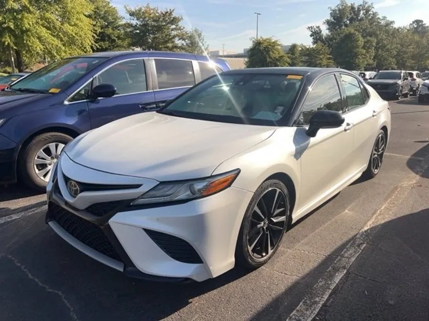 2019 Toyota Camry XSE V6 photo 1