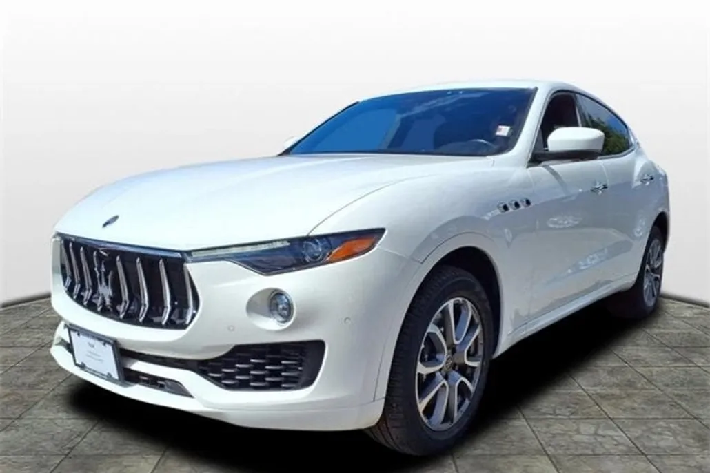 2020 Maserati Levante S photo 1
