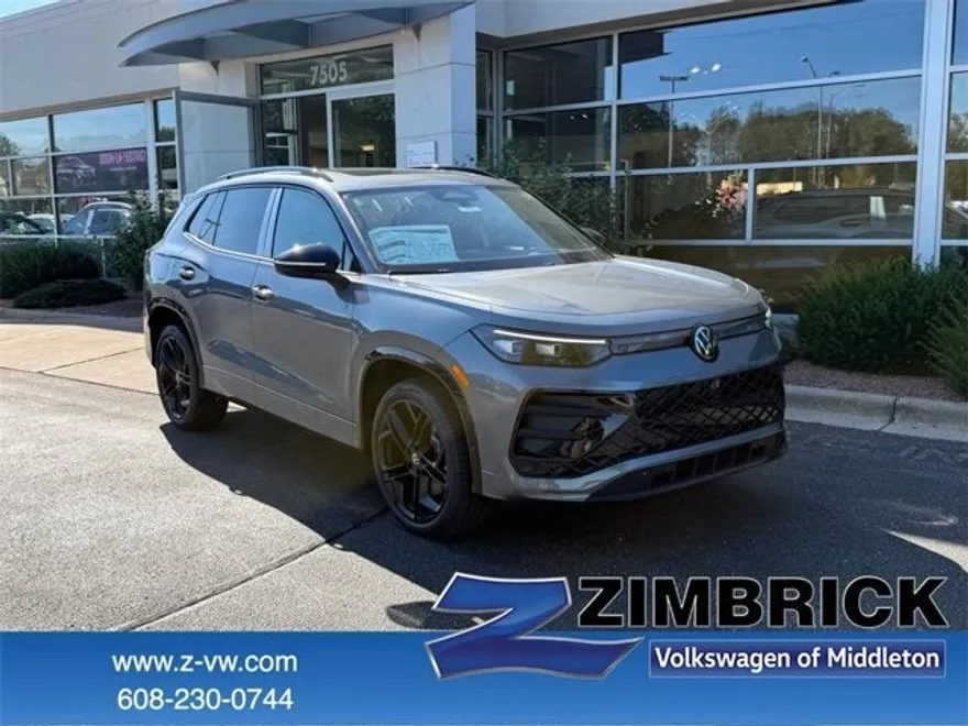 2025 Volkswagen Tiguan SE R-Line Black photo 1