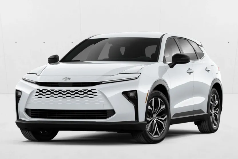 2025 Toyota Crown Signia XLE photo 1