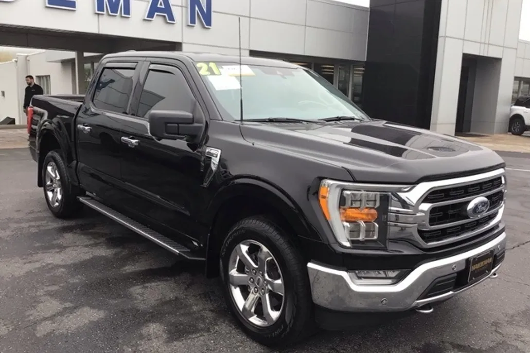 2021 Ford F-150 XLT photo 1
