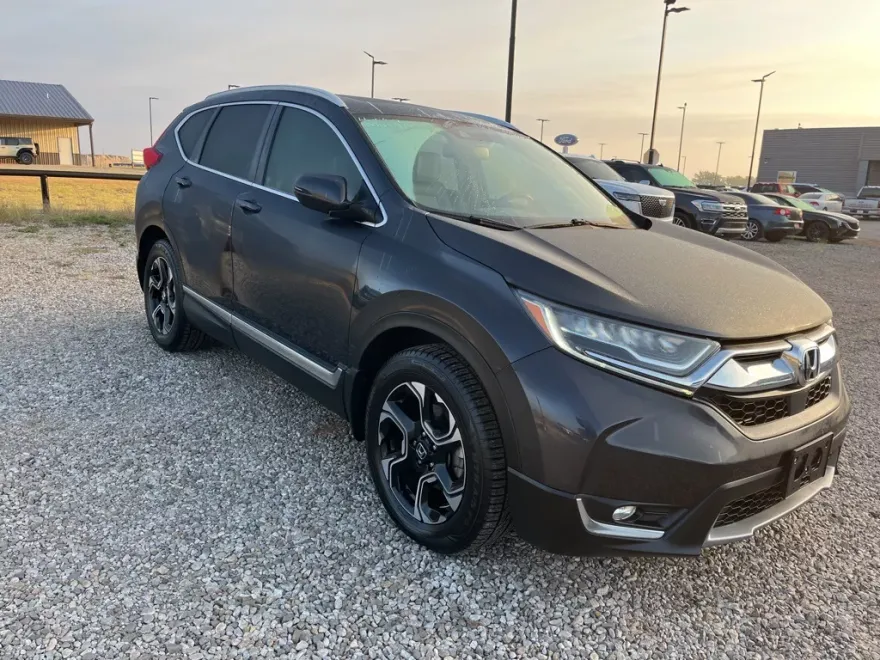 2017 Honda CR-V Touring photo 1